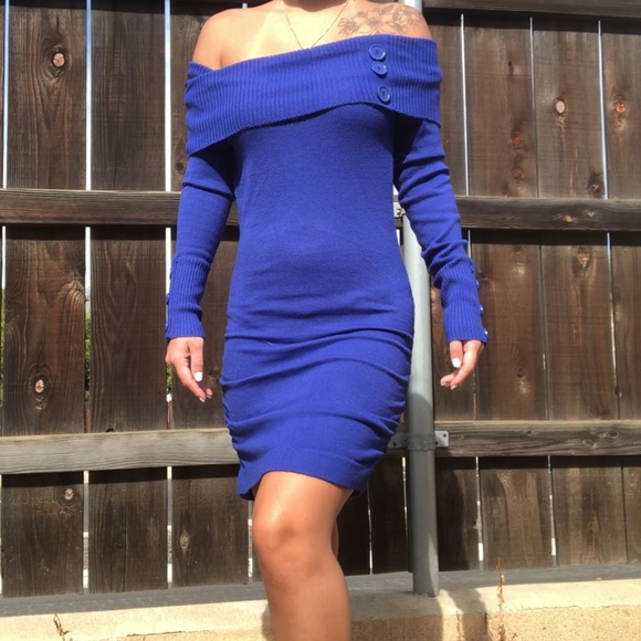 ⭐️4/$25 Derek heart off shoulder sweater dress S - Picture 2 of 7